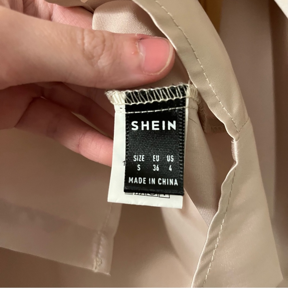 SHEIN Champagne Button-Down Women's Shirt - Picture 3 of 4
